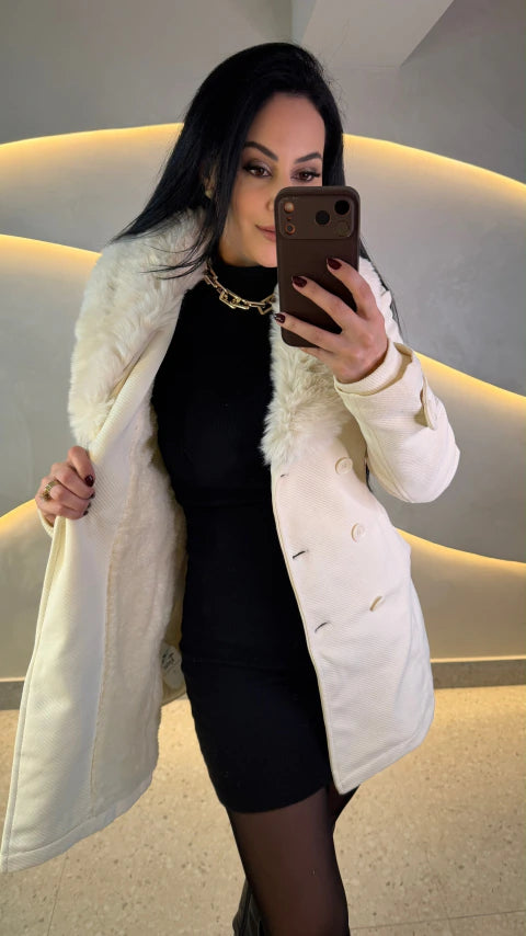 Sobretudo Júlia em Lã Batida Forrado com Pelúcia e Gola Removível Off White