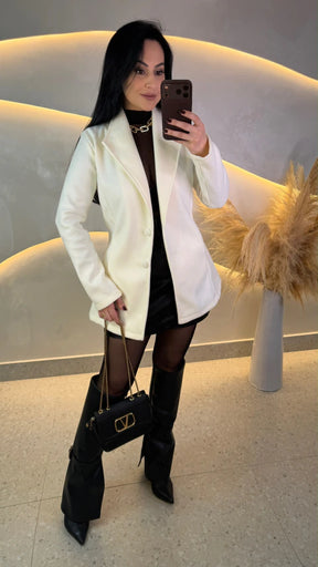 Sobretudo Alice Off White com Botões Frontais encapados